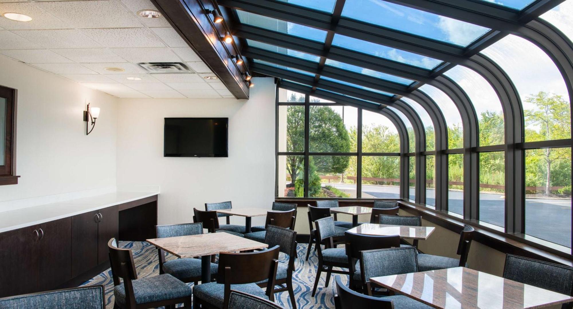 Hampton Inn Cleveland-Solon Zewnętrze zdjęcie